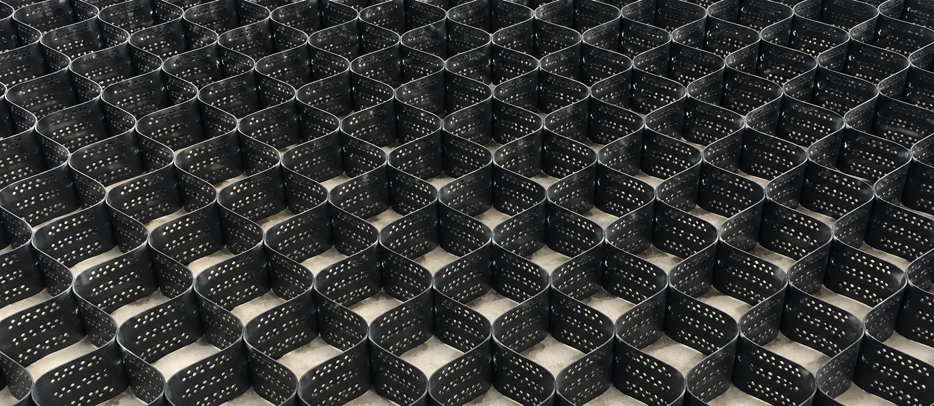 Cellular confinement systems photography